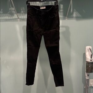Madewell black high rise skinny jeans